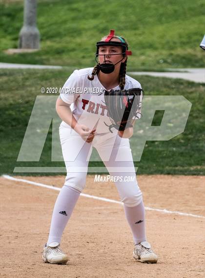 Thumbnail 3 in San Clemente vs Tustin (Laguna Hills Classic) photogallery.