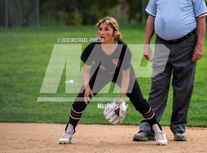 Thumbnail 2 in San Clemente vs Tustin (Laguna Hills Classic) photogallery.
