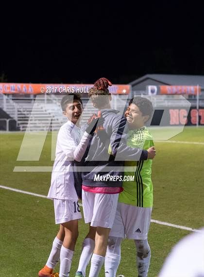 Thumbnail 3 in Franklin Academy vs. Bishop McGuinness (NCHSAA 1A Final) photogallery.