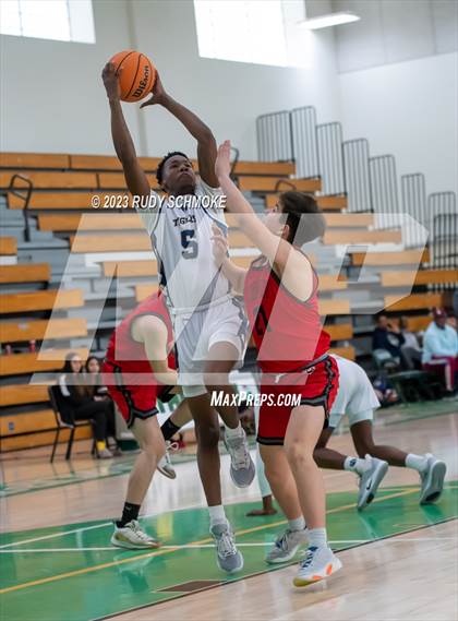 Thumbnail 2 in Canyon Crest Academy vs. Morse (MLK Classic) photogallery.