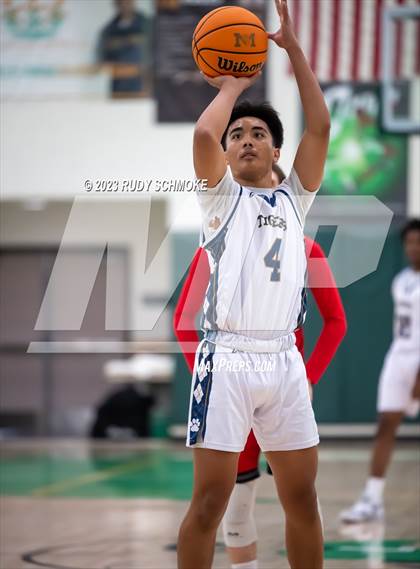 Thumbnail 2 in Canyon Crest Academy vs. Morse (MLK Classic) photogallery.