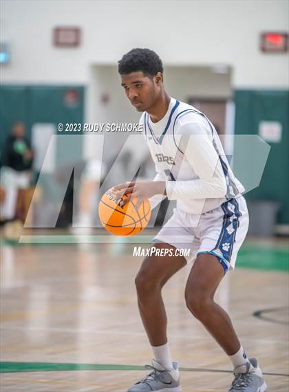 Thumbnail 3 in Canyon Crest Academy vs. Morse (MLK Classic) photogallery.