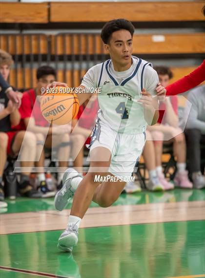 Thumbnail 2 in Canyon Crest Academy vs. Morse (MLK Classic) photogallery.