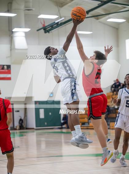 Thumbnail 2 in Canyon Crest Academy vs. Morse (MLK Classic) photogallery.