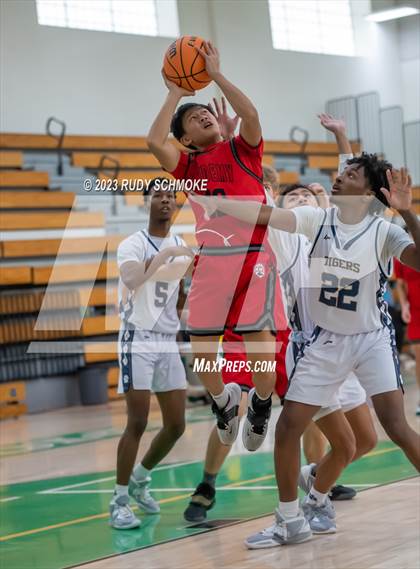 Thumbnail 3 in Canyon Crest Academy vs. Morse (MLK Classic) photogallery.
