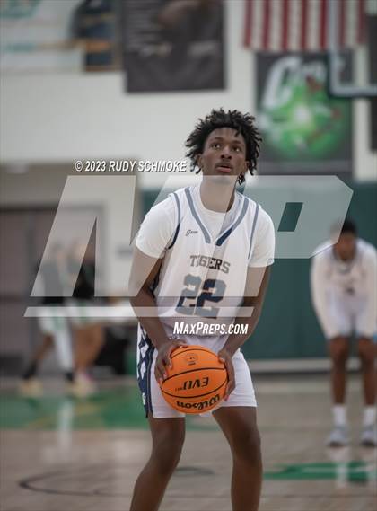 Thumbnail 1 in Canyon Crest Academy vs. Morse (MLK Classic) photogallery.