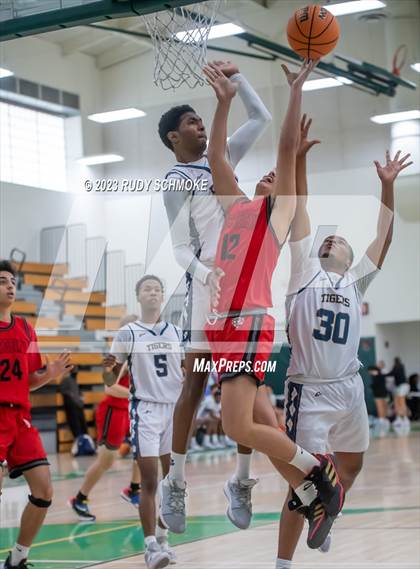 Thumbnail 3 in Canyon Crest Academy vs. Morse (MLK Classic) photogallery.