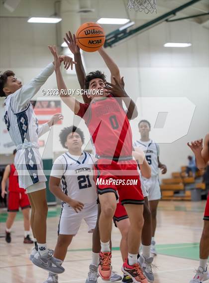 Thumbnail 1 in Canyon Crest Academy vs. Morse (MLK Classic) photogallery.