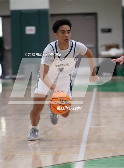 Thumbnail 2 in Canyon Crest Academy vs. Morse (MLK Classic) photogallery.