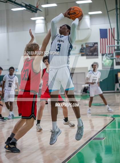 Thumbnail 1 in Canyon Crest Academy vs. Morse (MLK Classic) photogallery.