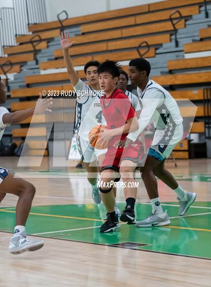 Thumbnail 3 in Canyon Crest Academy vs. Morse (MLK Classic) photogallery.
