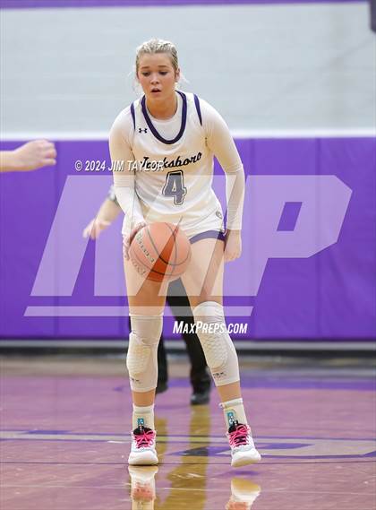 Thumbnail 3 in Bowie @ Jacksboro photogallery.