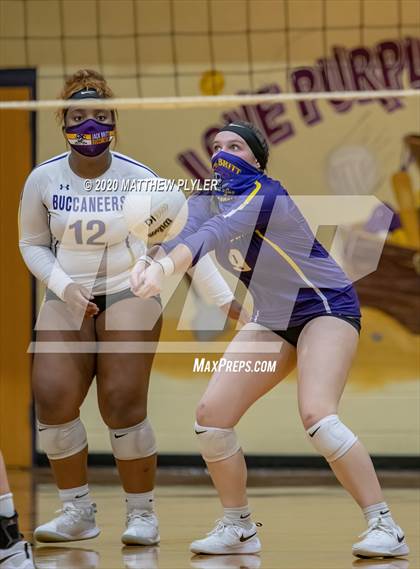 Thumbnail 3 in Scotland @ Jack Britt (senior night) photogallery.