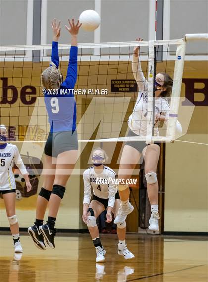 Thumbnail 3 in Scotland @ Jack Britt (senior night) photogallery.