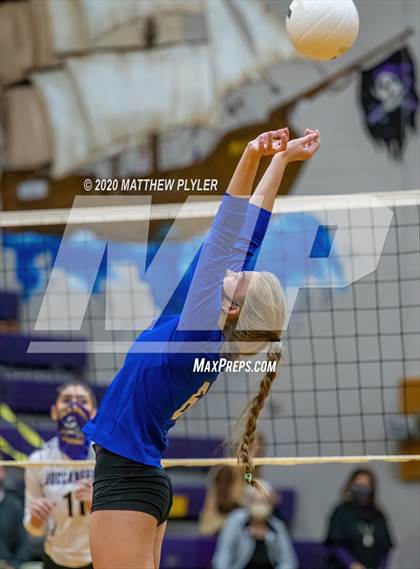 Thumbnail 2 in Scotland @ Jack Britt (senior night) photogallery.