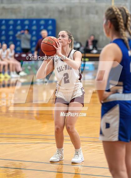 Thumbnail 2 in Bloomfield vs. Caledonia-Mumford (NYSPHSAA Section 5 C1 Final) photogallery.