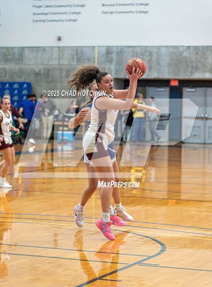 Thumbnail 2 in Bloomfield vs. Caledonia-Mumford (NYSPHSAA Section 5 C1 Final) photogallery.