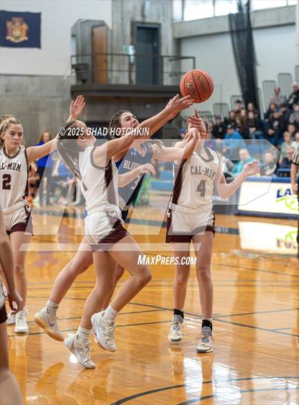 Thumbnail 1 in Bloomfield vs. Caledonia-Mumford (NYSPHSAA Section 5 C1 Final) photogallery.