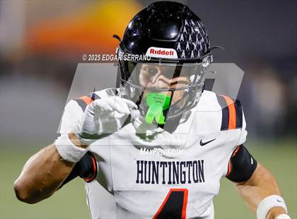 Thumbnail 1 in Huntington Beach @ La Habra photogallery.