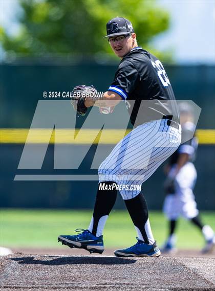 Thumbnail 1 in Springville vs. Orem (UHSAA 5A Bracket Play) photogallery.