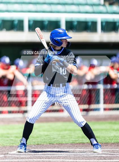 Thumbnail 1 in Springville vs. Orem (UHSAA 5A Bracket Play) photogallery.