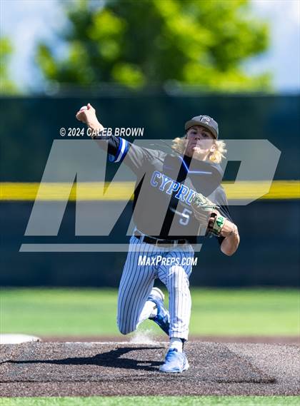Thumbnail 2 in Springville vs. Orem (UHSAA 5A Bracket Play) photogallery.