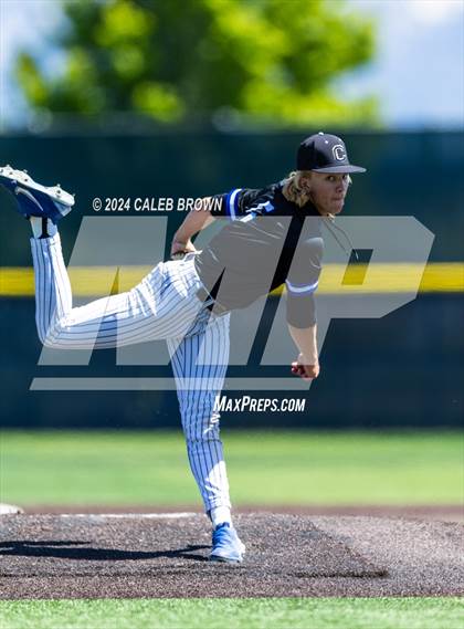 Thumbnail 2 in Springville vs. Orem (UHSAA 5A Bracket Play) photogallery.