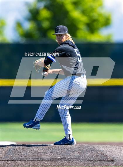 Thumbnail 1 in Springville vs. Orem (UHSAA 5A Bracket Play) photogallery.