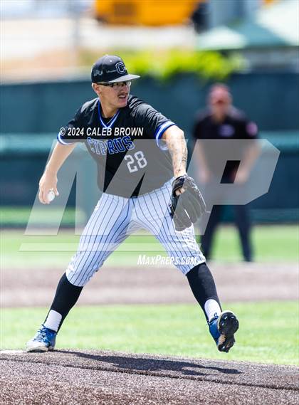 Thumbnail 2 in Springville vs. Orem (UHSAA 5A Bracket Play) photogallery.