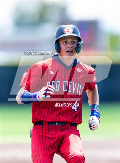 Thumbnail 2 in Springville vs. Orem (UHSAA 5A Bracket Play) photogallery.