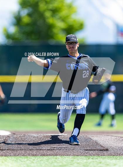 Thumbnail 1 in Springville vs. Orem (UHSAA 5A Bracket Play) photogallery.