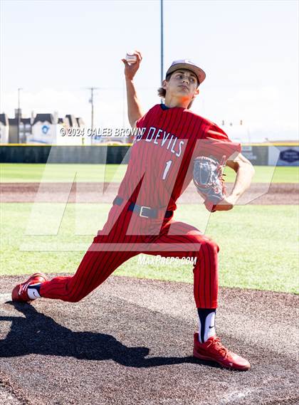Thumbnail 2 in Springville vs. Orem (UHSAA 5A Bracket Play) photogallery.