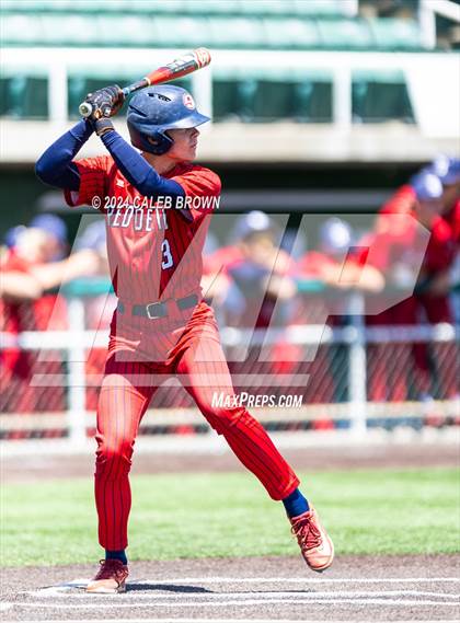 Thumbnail 1 in Springville vs. Orem (UHSAA 5A Bracket Play) photogallery.