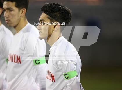 Thumbnail 1 in East Union vs. Ceres (CIF Sac-Joaquin Section Championship) photogallery.