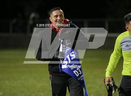 Thumbnail 3 in East Union vs. Ceres (CIF Sac-Joaquin Section Championship) photogallery.