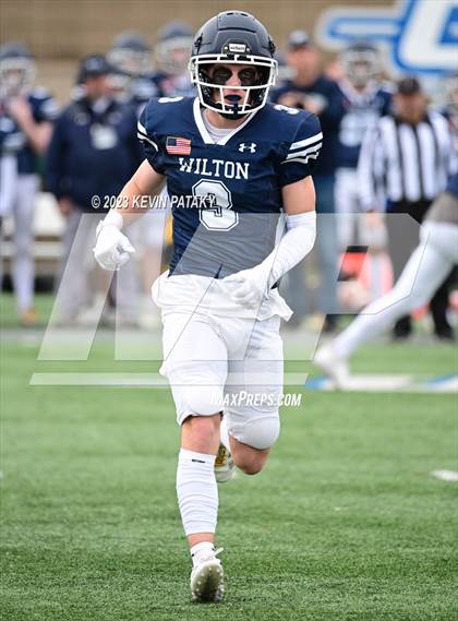 Thumbnail 2 in North Haven vs. Wilton (CIAC Class MM Final) photogallery.