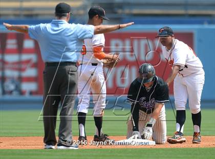 Thumbnail 3 in Chavez vs. Lincoln (D2 Final) photogallery.