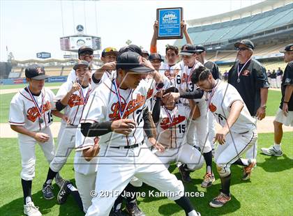 Thumbnail 2 in Chavez vs. Lincoln (D2 Final) photogallery.