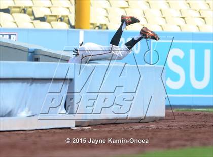 Thumbnail 1 in Chavez vs. Lincoln (D2 Final) photogallery.