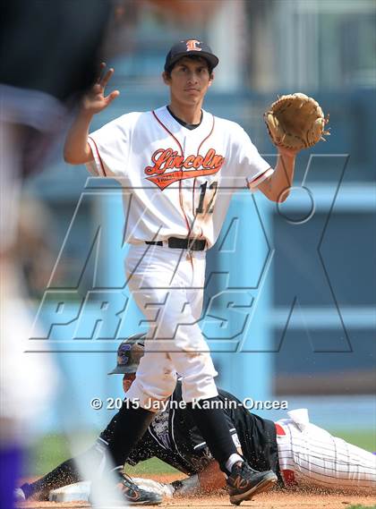 Thumbnail 1 in Chavez vs. Lincoln (D2 Final) photogallery.