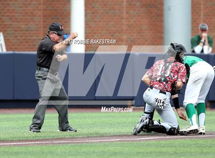 Thumbnail 1 in Martin vs. Carroll (UIL 6A Region 1 Final) photogallery.