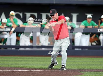 Thumbnail 1 in Martin vs. Carroll (UIL 6A Region 1 Final) photogallery.