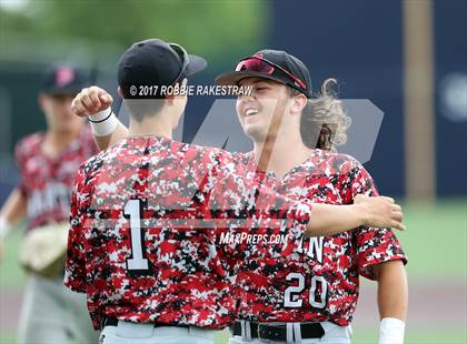 Thumbnail 2 in Martin vs. Carroll (UIL 6A Region 1 Final) photogallery.