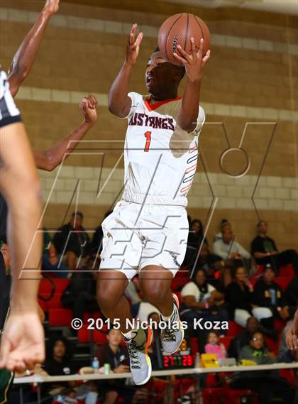 Thumbnail 3 in Narbonne vs. Roosevelt (Pacific Shores Tournament) photogallery.