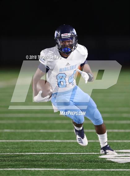 Thumbnail 3 in Airline @ Captain Shreve photogallery.