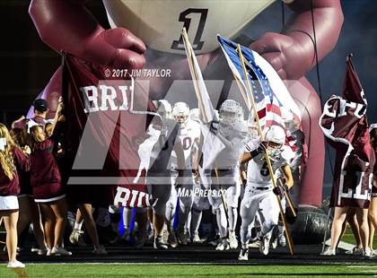 Thumbnail 3 in Bridgeport vs. Godley (UIL 4A Bi-District Playoff) photogallery.