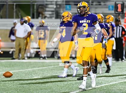 Thumbnail 1 in Bridgeport vs. Godley (UIL 4A Bi-District Playoff) photogallery.