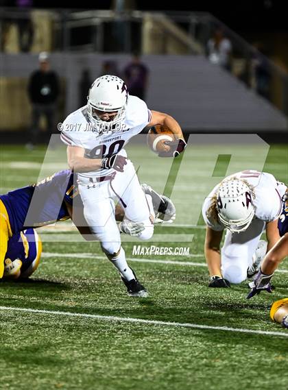 Thumbnail 3 in Bridgeport vs. Godley (UIL 4A Bi-District Playoff) photogallery.