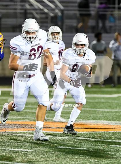 Thumbnail 1 in Bridgeport vs. Godley (UIL 4A Bi-District Playoff) photogallery.