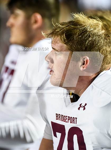 Thumbnail 3 in Bridgeport vs. Godley (UIL 4A Bi-District Playoff) photogallery.